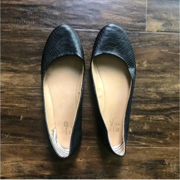 Black Flats | Black Flat Shoes | Classic | Business Casual | Mix No 6 Shoes - Picture 8 of 13